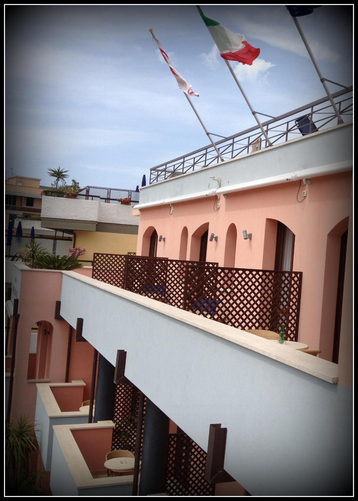 Hotel Mistral Marina di Campo Bagian luar foto
