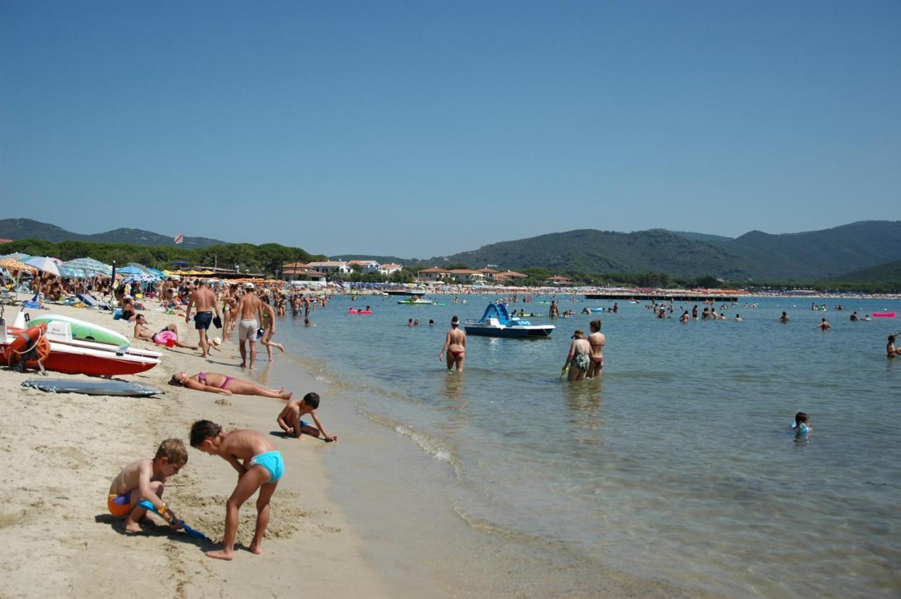 Hotel Mistral Marina di Campo Bagian luar foto